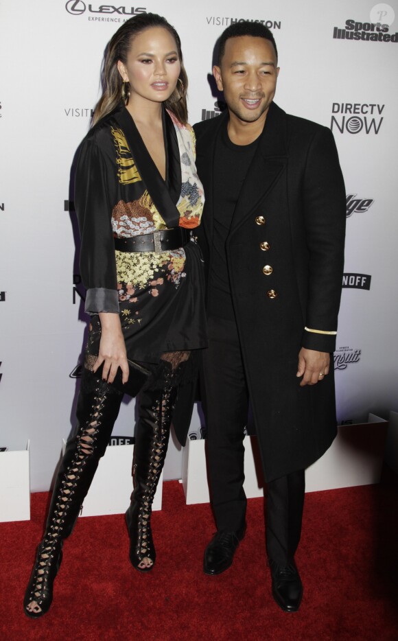 Chrissy Teigen et son mari John Legend à la soirée Sports Illustrated Swimsuit 2017 à New York, le 16 février 2017