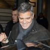 L'acteur américain George Clooney sort de la répétition de la 42e cérémonie des César du cinéma, organisée par l'Académie des arts et techniques du cinéma, à la salle Pleyel à Paris, France, le 23 février 2017.
