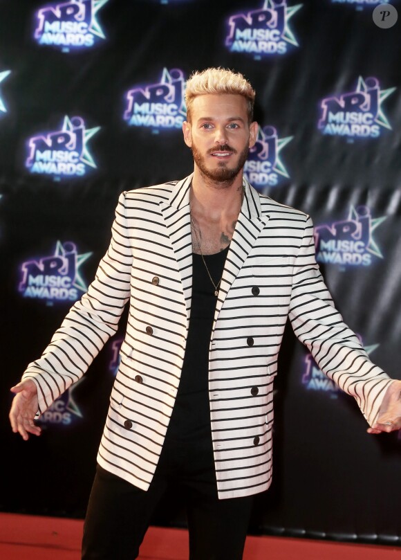 M. Pokora lors de la 18ème cérémonie des "NRJ Music Awards" au Palais des Festivals à Cannes, le 12 novembre 2016.