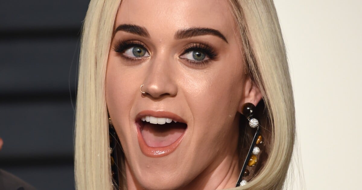 Katy Perry Aux Oscars Sa Robe En Dévoile Un Peu Trop La Toile Semballe Purepeople