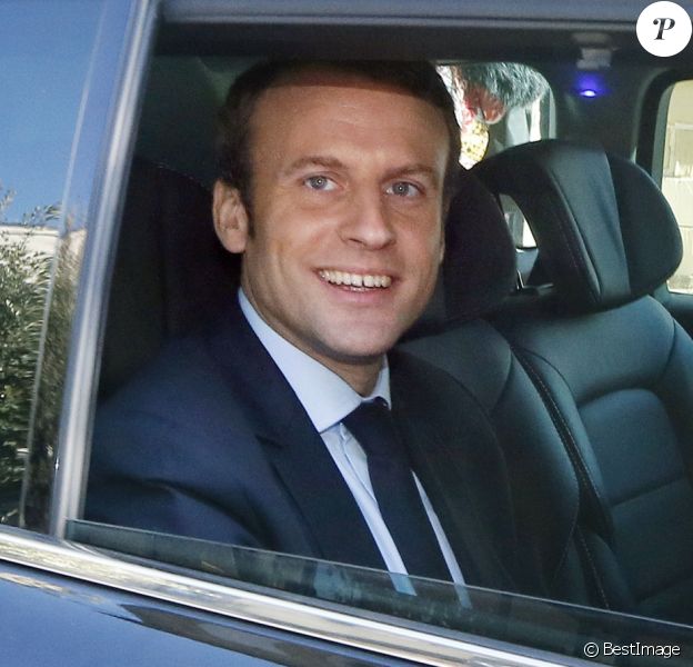 Emmanuel Macron Face Aux Rumeurs Si J Avais Ete Homosexuel Je Le Dirais Purepeople