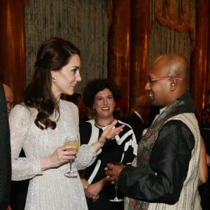 Kate Middleton (robe Erdem, chaussures Oscar de la Renta) lors de la réception donnée le 27 février 2017 à Buckingham Palace en l'honneur du lancement de l'année culturelle UK - India et des 70 ans de l'indépendance de l'Inde.