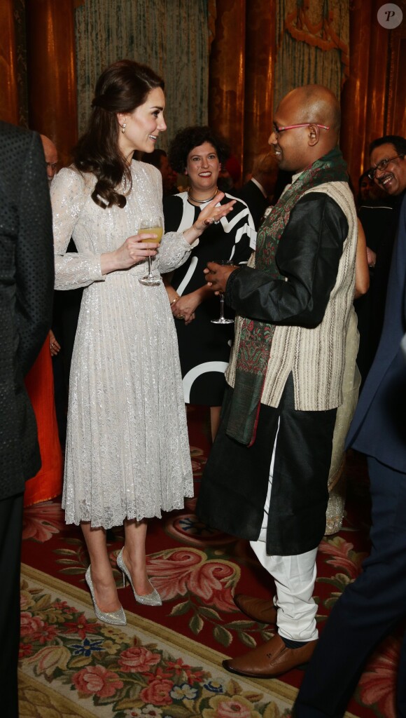 Kate Middleton (robe Erdem, chaussures Oscar de la Renta) lors de la réception donnée le 27 février 2017 à Buckingham Palace en l'honneur du lancement de l'année culturelle UK - India et des 70 ans de l'indépendance de l'Inde.