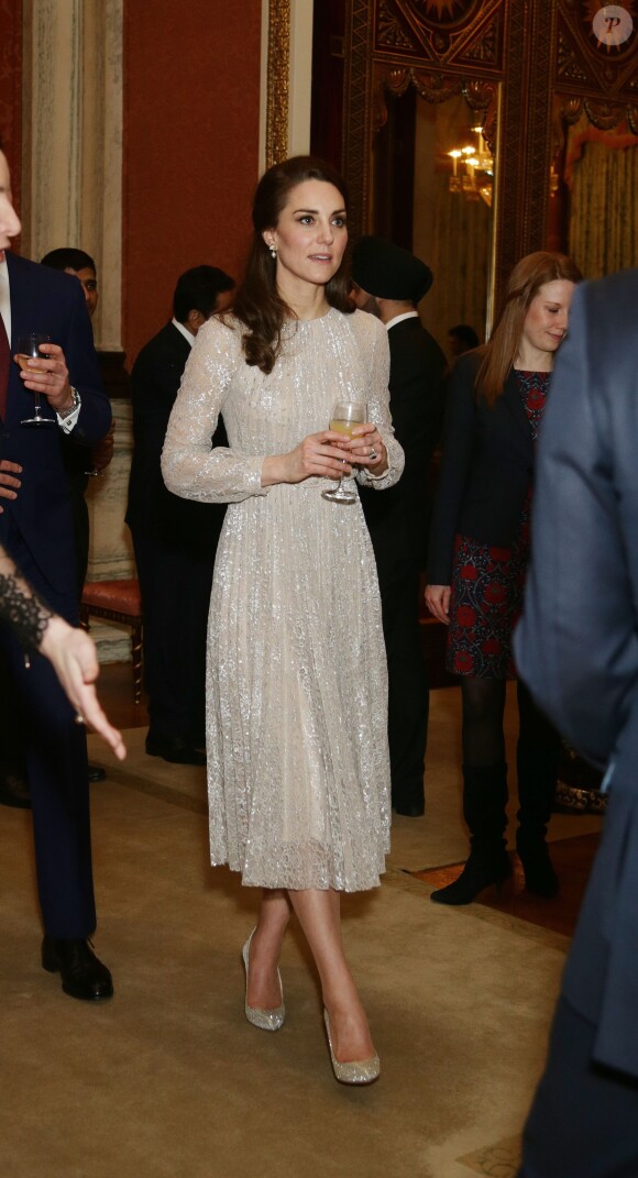 Kate Middleton, duchesse de Cambridge (robe Erdem) lors de la réception donnée le 27 février 2017 à Buckingham Palace en l'honneur du lancement de l'année culturelle UK - India et des 70 ans de l'indépendance de l'Inde.
