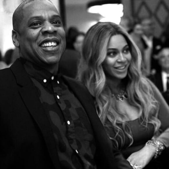 Beyoncé, enceinte de jumeaux, avec son mari Jay-Z à la soirée pre Oscars Harvey Weinstein organisée à Los Angeles le 25 février 2017.