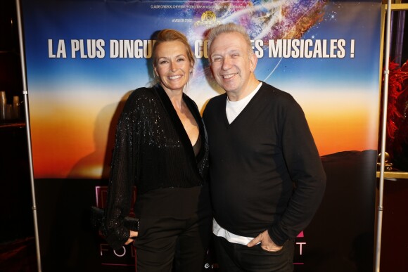 Jean-Paul Gaultier et Estelle Lefebure lors de la générale de la comédie musicale "Priscilla Folle du Désert" au Casino de Paris, le 1er mars 2017. © Marc Ausset-Lacroix/Bestimage