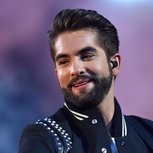 Exclusif - Kendji Girac lors de l'émission de télévision pour TF1 "La Chanson de l'Année 2016" à Nîmes le 17 juin 2016. © Bruno Bebert / Bestimage