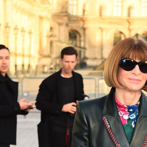 Anna Wintour au défilé de mode "Louis Vuitton", collection prêt-à-porter Automne-Hiver 2017-2018 à Paris,Musée du Louvre le 7 Mars 2017.