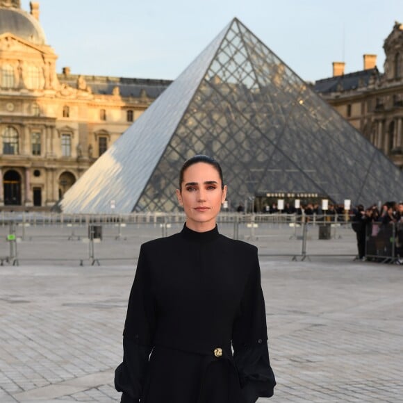 Jennifer Connelly au défilé de mode "Louis Vuitton", collection prêt-à-porter Automne-Hiver 2017-2018 à Paris,Musée du Louvre le 7 Mars 2017.