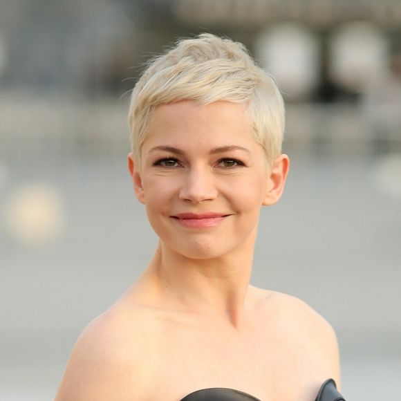 Michelle Williams au défilé de mode "Louis Vuitton", collection prêt-à-porter Automne-Hiver 2017-2018 au Louvres à Paris, le 7 Mars 2017.© CVS/Veeren/Bestimage