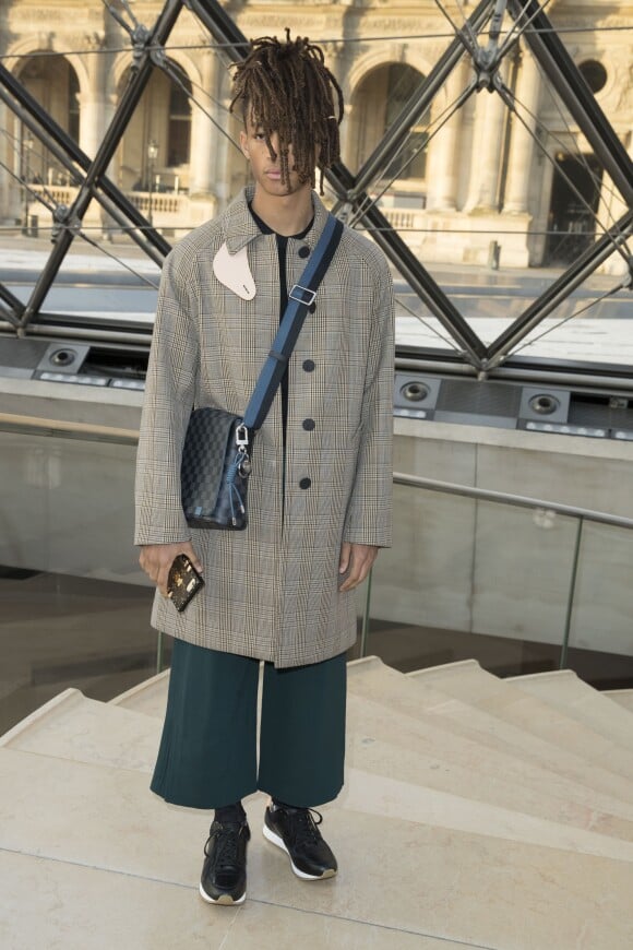 Jaden Smith au défilé de mode "Louis Vuitton", collection prêt-à-porter Automne-Hiver 2017-2018 au musée du Louvre à Paris, le 7 Mars 2017.© Olivier Borde/Bestimage