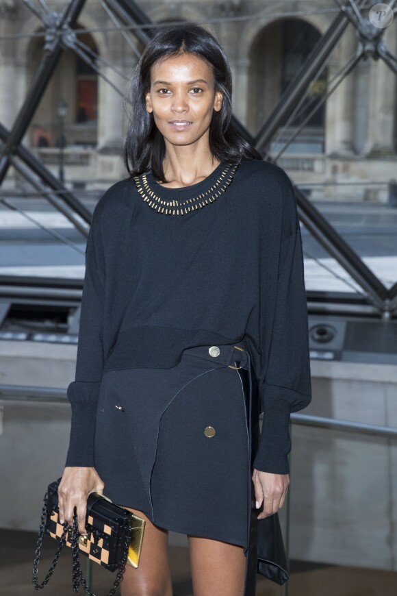 Liya Kebede au défilé de mode "Louis Vuitton", collection prêt-à-porter Automne-Hiver 2017-2018 au musée du Louvre à Paris, le 7 Mars 2017.© Olivier Borde/Bestimage