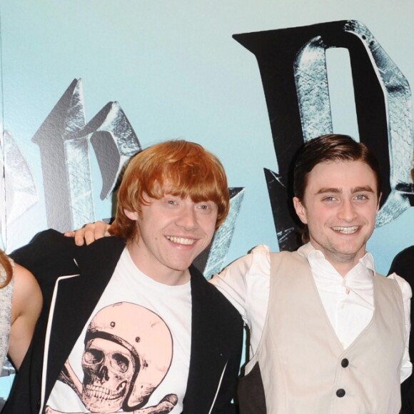 Tom Felton, Emma Watson, Rupert Grint, Daniel Radcliffe, Bonnie Wright et Jessie Cave à Londres en juillet 2009.