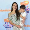 Jordana Brewster et son fils Julian - Nickelodeon's 2017 Kids' Choice Awards à l'USC Galen Center à Los Angeles le 11 mars 2017.