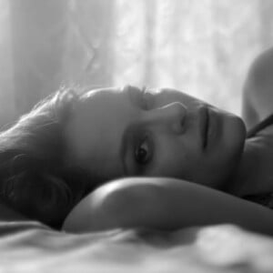 Natalie Portman, quelques jours avant son accouchement, héroïne du clip "My Willing Heart" de James Blake. 20 mars 2017