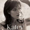 Katey Segal relate ses mémoires dans son livre Grace Notes : My Recollection - Mars 2017