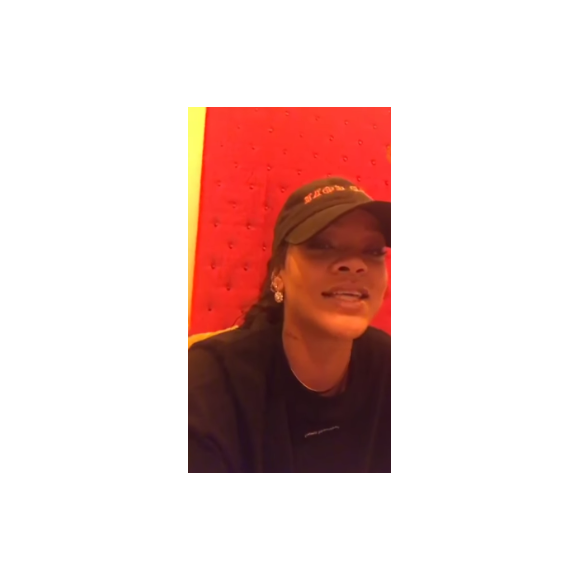 Rihanna dans une vidéo publiée en live sur son compte Instagram lundi 20 mars 2017 pour commenter la diffusion du dernier épisode de la série "Bates Motel" dans lequel elle joue le rôle de Marion Crane.