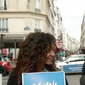 Noemie Lenoir est repartie avec Xavier, un inconnu. Emission "Il en pense quoi Camille ?" sur C8, le 4 avril 2017.