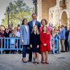Le roi Felipe VI d'Espagne et son épous Letizia, leurs filles Leonor et Sofia et la reine Sofia ont assisté à la messe de Pâques en la cathédrale de Palma de Majorque, le 16 avril 2017