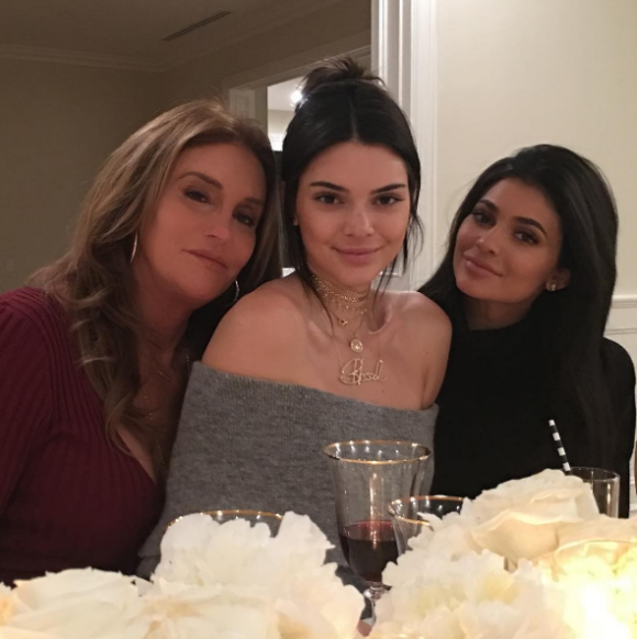 Caitlyn Jenner avec ses filles Kendall et Kylie en novembre 2016