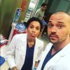 Kelly McCreary et Jesse Williams sur le tournage de Grey's Anatomy. Mars 2017.