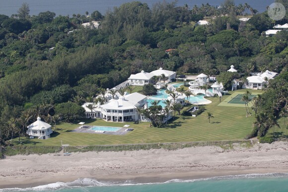Vue aérienne de la chic villa Céline Dion, en Floride.