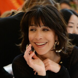 Exclusif - Sophie Marceau (Ambassadrice du Chinese Business Club) au déjeuner du Chinese Business Club pour la journée internationale des femmes autour de son ambassadrice Sophie Marceau à l'hôtel Intercontinental à Paris le 8 mars 2016. Ce déjeuner a réuni environ 250 femmes. Sophie Marceau a reçu le prix Bucherer "femme de l'année 2016" et l'artiste Huang FengRong a réalisé en direct un portrait d'elle en feuilles d'or. © Rachid Bellak / Bestimage