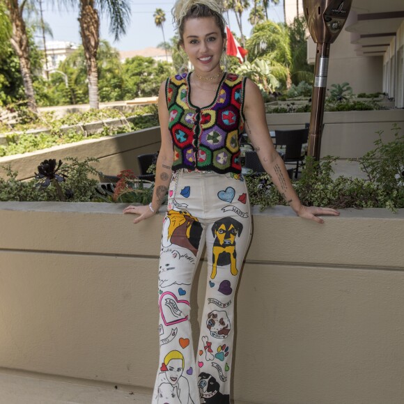 Miley Cyrus en conférence de presse pour la série tv "Crisis in Six Scenes" à l'hôtel Four Seasons de Beverly Hills, le 7 septembre 2016.