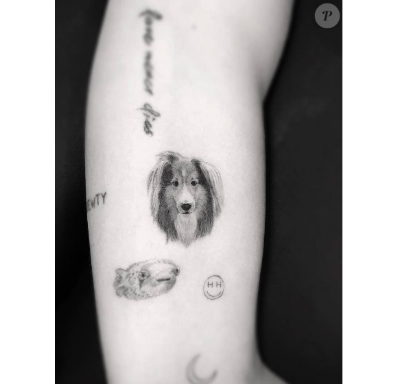 Dr Woo a tatoué la tête du chien de Miley Cyrus sur son bras - photo publiée sur Instagram au mois d'avril 2017
