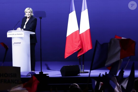Marine Le Pen lors du meeting de l'entre-deux-tours de la campagne pour l'élection présidentielle 2017 à Villepinte le 1er mai 2017 © Stéphane Lemouton / Bestimage