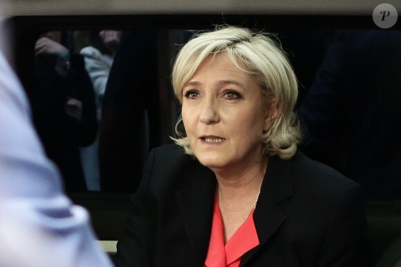 Déclaration commune lors de l'accord entre Marine Le Pen et N. Dupont-Aignan avant le second tour de l'élection présidentielle à Paris le 29 avril 2017