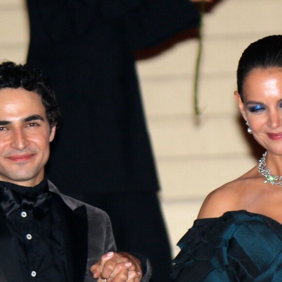 Zac Posen, Katie Holmes à la soirée MET Gala  à New York, le 1er mai 2017