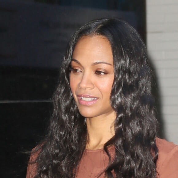 Zoe Saldana arrive sur le plateau de "Good Morning America" à New York, le 3 mai 2017.