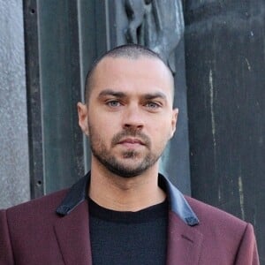 Jesse Williams à la présentation de la collection automne/hiver 2017-2018 de Lanvin lors de la Fashion Week de Paris le 22 janvier 2017.