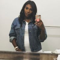 Serena Williams enceinte : Séance selfies aux toilettes pour la future maman