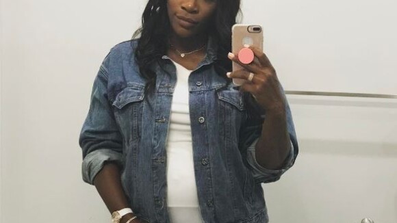Serena Williams enceinte : Séance selfies aux toilettes pour la future maman