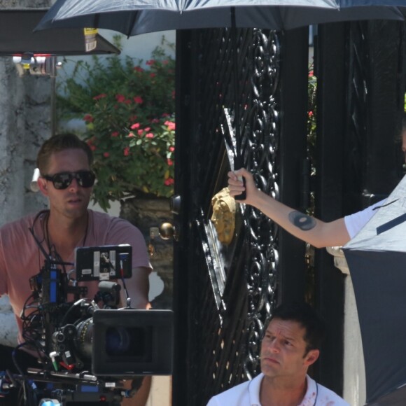 Edgar Ramirez (Gianni Versace) et Ricky Martin (compagnon de Gianni Versace, Antonio D'Amico) sur le tournage de la série ''Versace : American Crime Story'' à Miami, le 10 mai 2017.
