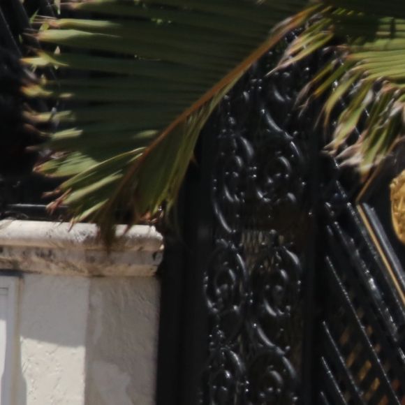 Edgar Ramirez (Gianni Versace) et Ricky Martin (compagnon de Gianni Versace, Antonio D'Amico) sur le tournage de la série ''Versace : American Crime Story'' à Miami, le 10 mai 2017.