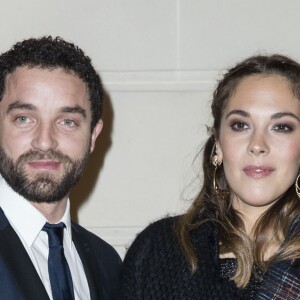 Guillaume Gouix et sa compagne Alysson Paradis - Photocall lors du deuxième défilé Chanel "Métiers d'Art" au Ritz à Paris, France, le 6 décembre 2016. © Olivier Borde/Bestimage