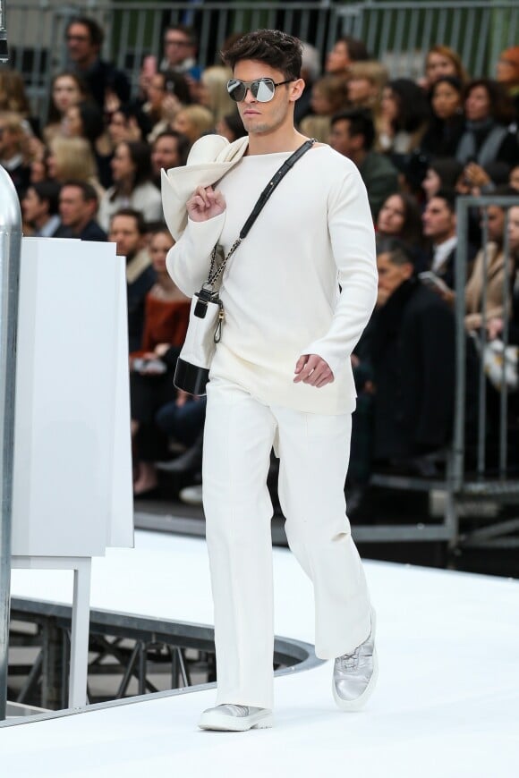 Baptiste Giabiconi - Défilé de mode Chanel collection prêt-à-porter Automne/Hiver 2017 2018 au Grand Palais lors de la fashion week à Paris, le 7 mars 2017.