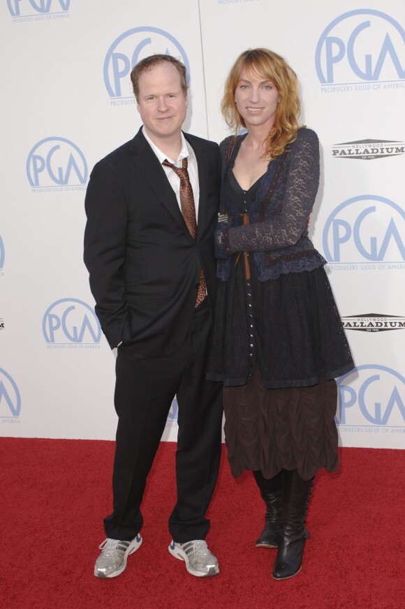 Joss Whedon et son épouse Kai Cole aux PGA Awards à Los Angeles en janvier 2010 