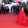 Aishwarya Rai, portant une robe Ralph & Russo - Montée des marches du film "120 battements par minute" lors du 70ème Festival International du Film de Cannes. Le 20 mai 2017. © Borde-Jacovides-Moreau / Bestimage