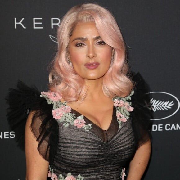 Salma Hayek - Le Festival de Cannes et le groupe Kering organisent le dîner de la présidence en l'honneur du programme "Women in Motion", qui récompense les femmes de l'industrie du cinéma lors du 70ème Festival International du Film de Cannes, France, le 21 mai 2017. © Kering/Bestimage