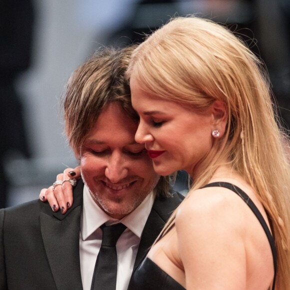 Keith Urban et sa femme Nicole Kidman - Descente des marches du film "Mise à Mort du Cerf Sacré" lors du 70ème Festival International du Film de Cannes. Le 22 mai 2017. © Borde-Jacovides-Moreau/Bestimage