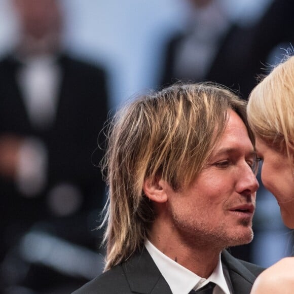 Keith Urban et sa femme Nicole Kidman - Descente des marches du film "Mise à Mort du Cerf Sacré" lors du 70ème Festival International du Film de Cannes. Le 22 mai 2017. © Borde-Jacovides-Moreau/Bestimage