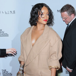 Rihanna assiste à la 69e édition du Parsons Benefit au Pier 60 à New York, le 22 mai 2017 © Morgan Dessalles/Bestimage