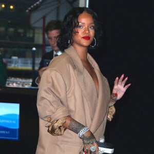 Rihanna assiste à la 69e édition du Parsons Benefit au Pier 60 à New York, le 22 mai 2017 © Morgan Dessalles/Bestimage