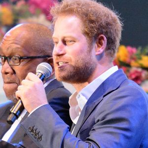 Le prince Harry et le prince Seeiso du Lesotho au concert caritatif de la Fondation "Sentebale" au palais de Kensington à Londres, le 28 juin 2016, pour lever des fonds pour les adolescents vivant avec le VIH en Afrique sub-saharienne.