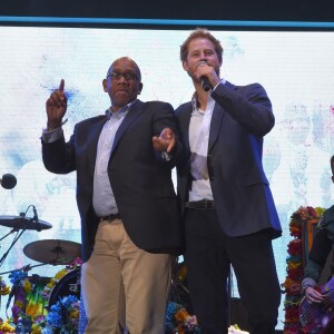 Le prince Harry et le prince Seeiso du Lesotho au concert caritatif de la Fondation "Sentebale" au palais de Kensington à Londres, le 28 juin 2016, pour lever des fonds pour les adolescents vivant avec le VIH en Afrique sub-saharienne.