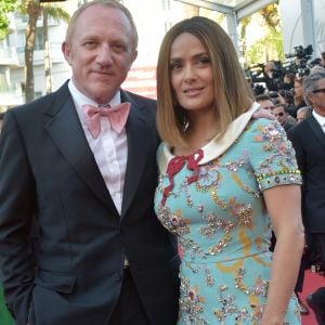 François-Henri Pinault et sa femme Salma Hayek à la montée des marches de la soirée du 70ème Anniversaire du Festival International du Film de Cannes, le 23 mai 2017. © Giancarlo Gorassini/Bestimage